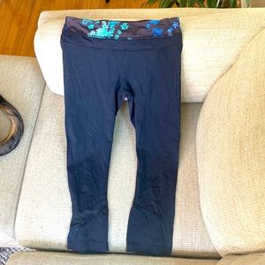Lululemon cropped pants